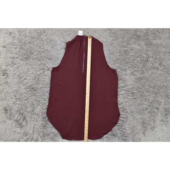LOFT Beach Red Blouse M - NWT, Polyester, Back Zip Mock Neck Red Burgundy - Picture 5 of 8